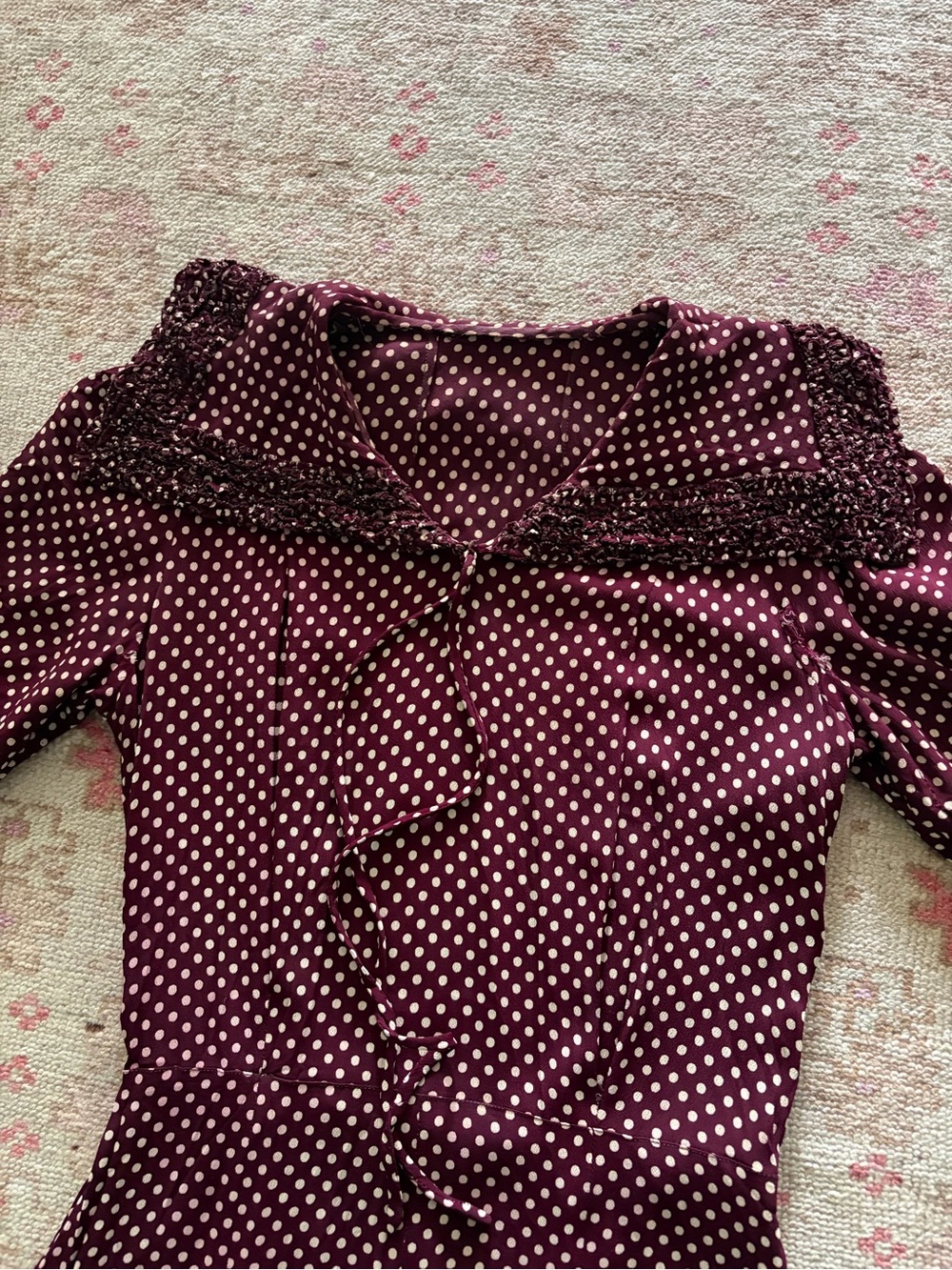1940s Vintage Polka Dot Sailor Collar Midi Dress in Burgundy and White - Picture 2 of 7